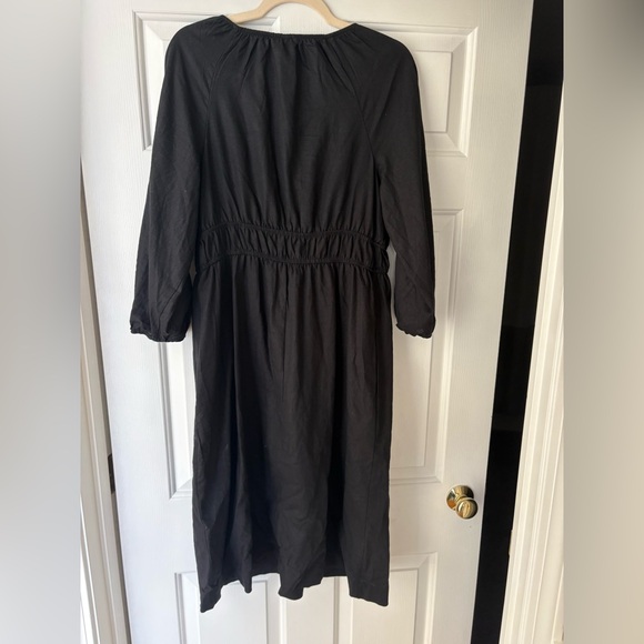 Target black empire waist dress by Universal Threads - Picture 3 of 4